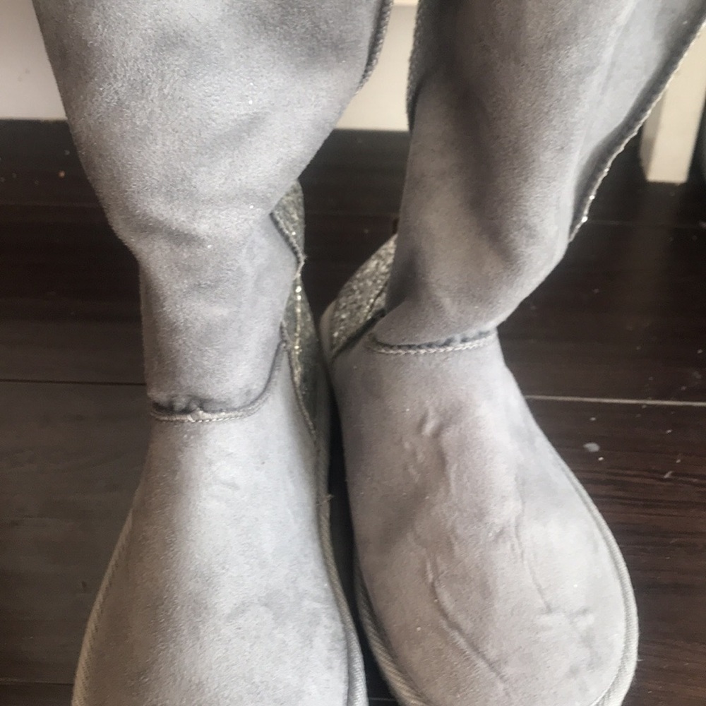 Boots - Picture 5 of 5